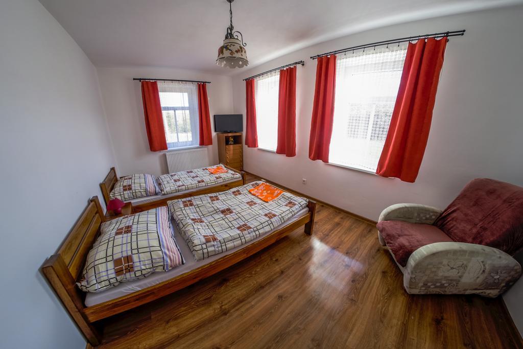 Stovka Bozanov Guest House Exterior photo